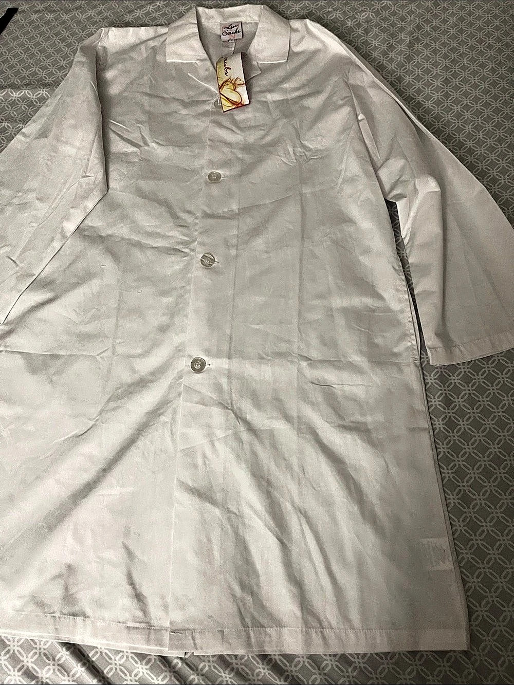 Scrubs White Lab Coat Size Medium NWT